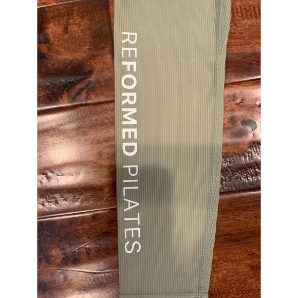 Cream Yoga Light Green Nancy Ribbed Leggings, Size XS - Picture 4 of 5